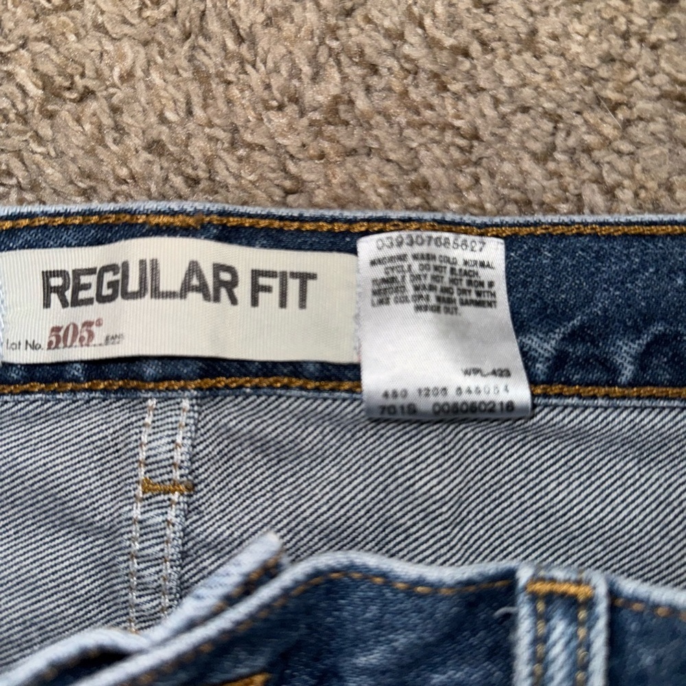 Levis Strauss 505 Jeans Men 36x30 Regular Fit Straight Leg Denim Blue Light Wash - Picture 3 of 7